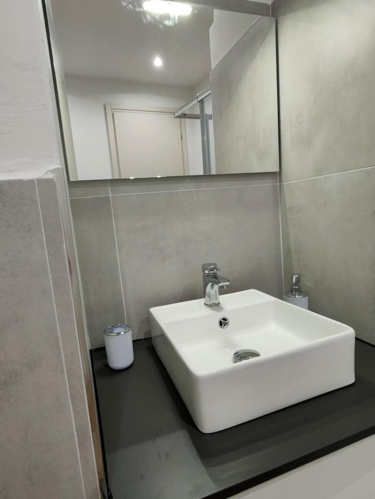 Rooms Ponte Calvi Genova Exterior foto