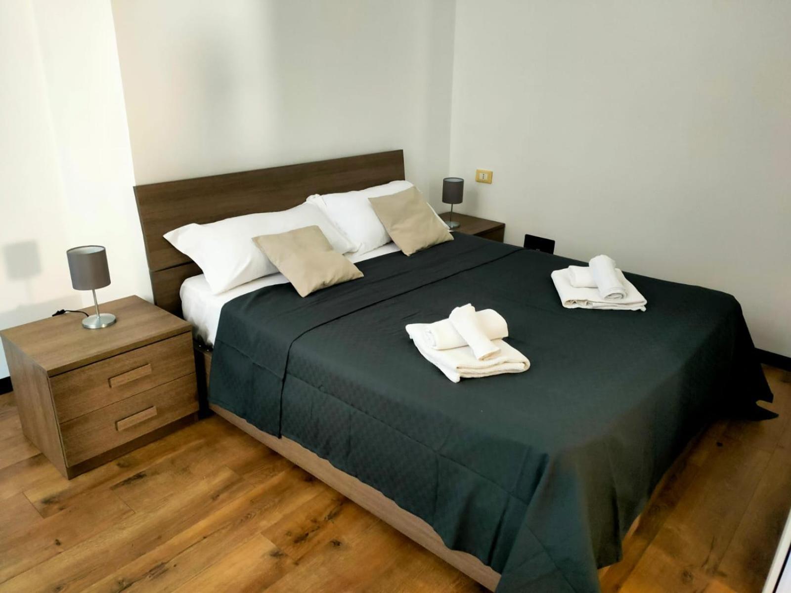 Rooms Ponte Calvi Genova Exterior foto